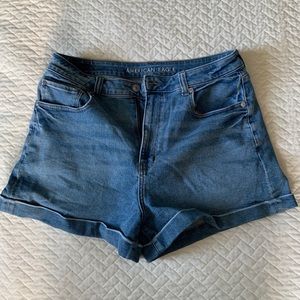 American eagle blue Jean size 12 mom shorts